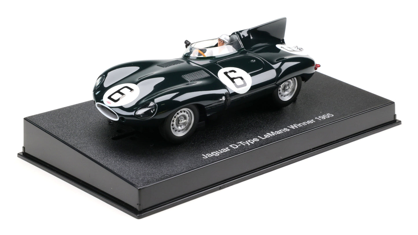 AutoArt 13582 Jaguar D-Type 1955
