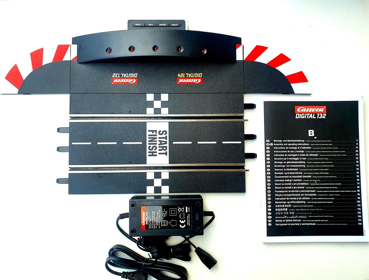 Carrera Digital 124 / 132 Control Unit & 2 Stück Randstreifen & Trafo Digital 132 30352 lose