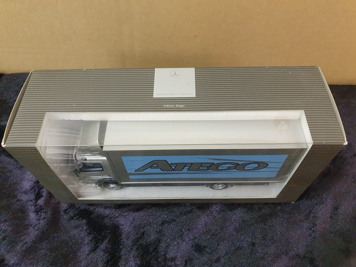 Mercedes-Benz Collection Edition Atego 1:43 Standmodell (B66000149)