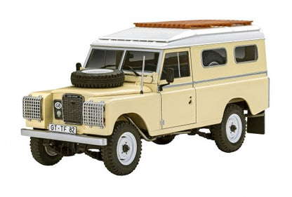 07056 Land Rover Series III LWB 109