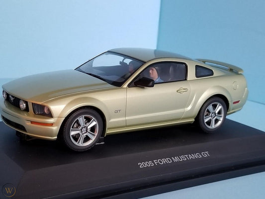 AutoArt 14001 Ford Mustang GT (Legend Lime) Slotcar 1:24