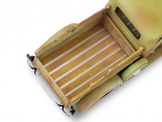 14516 '37 Ford Pickup mit Surfbrett 2N1 1:25
