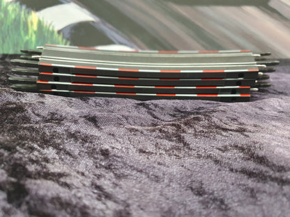 Carrera 61646 Steilkurve 2/45° 4 Stk. inkl. Stützen Go!!! / Digital 143 NEU, lose ohne OVP