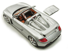 Lade das Bild in den Galerie-Viewer, 24275 1:24 Porsche Carrera GT
