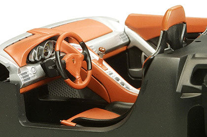 24275 1:24 Porsche Carrera GT