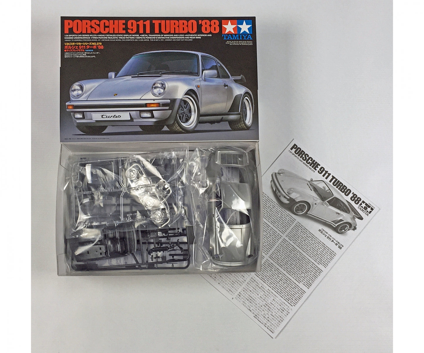 24279 1:24 Porsche Turbo 1988 Straßenversion