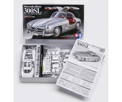 24338 1:24 Mercedes Benz 300SL Flügeltürer