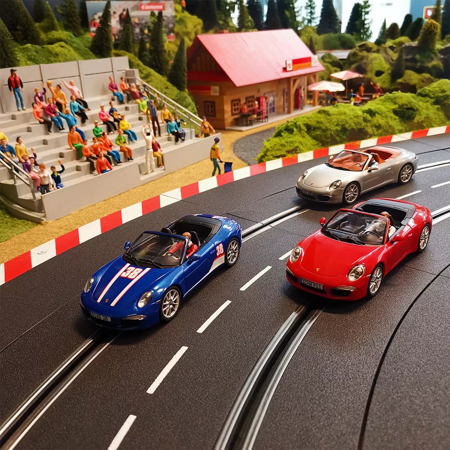 Carrera 30773 Porsche 911 Carrera S Cabriolet Digital 132