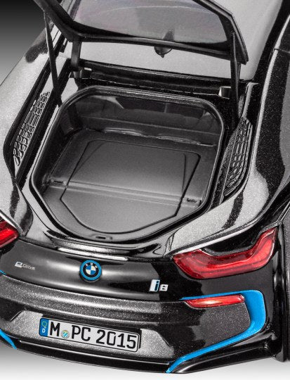 07008 BMW i8