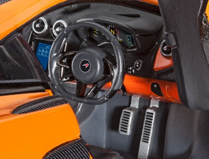 07051 McLaren 570S