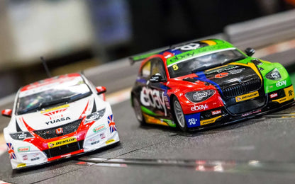 Scalextric C3694a BTCC Champions Twin Pack - BMW 125 Series 1 & Honda Civic
