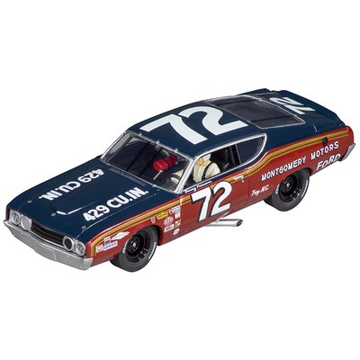 Carrera 31058 Ford Torino Talladega Nr. 72 Digital 132